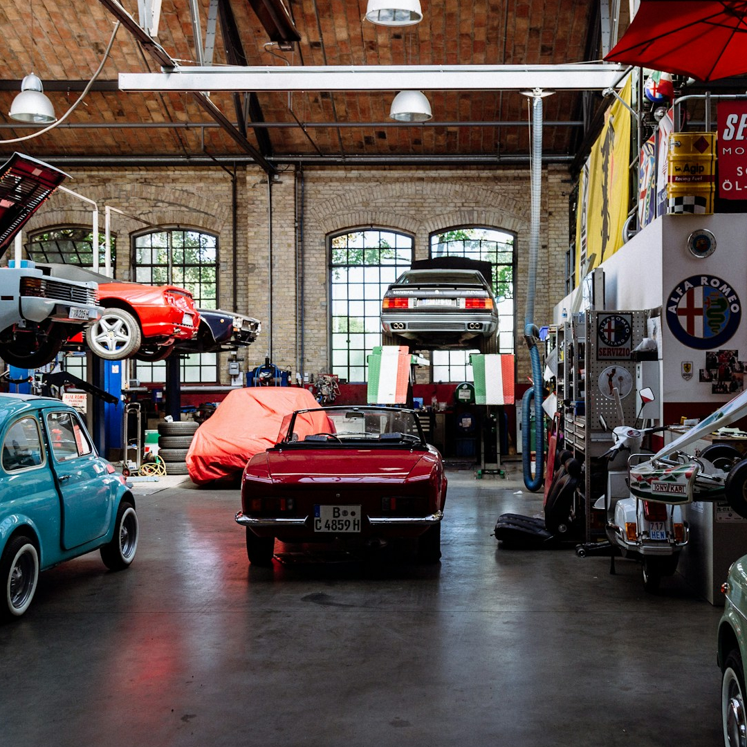 F1 Garage